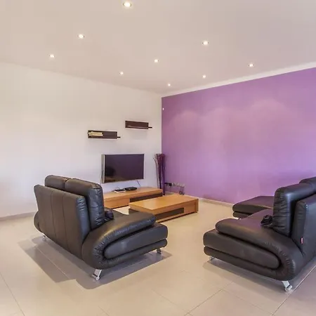 Bonita Elegant For 12 Short Walk To Beach Centre Sagres