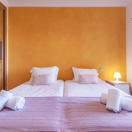 Bonita Elegant For 12 Short Walk To Beach Centre Villa Sagres