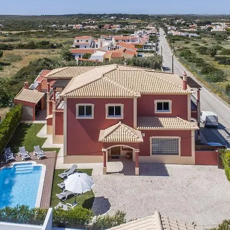 Villa Bonita Elegant For 12 Short Walk To Beach Centre